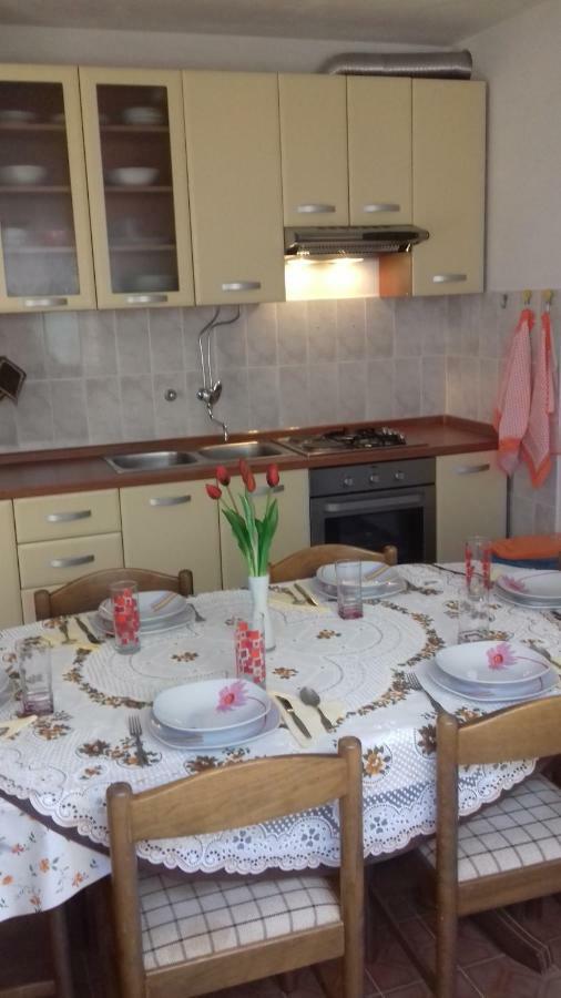 דירות Vrgada Apartman Ante מראה חיצוני תמונה