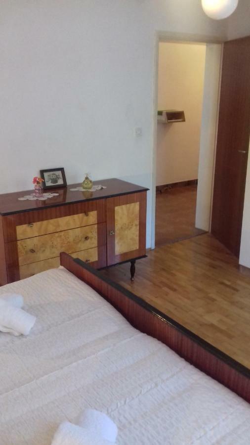 דירות Vrgada Apartman Ante מראה חיצוני תמונה